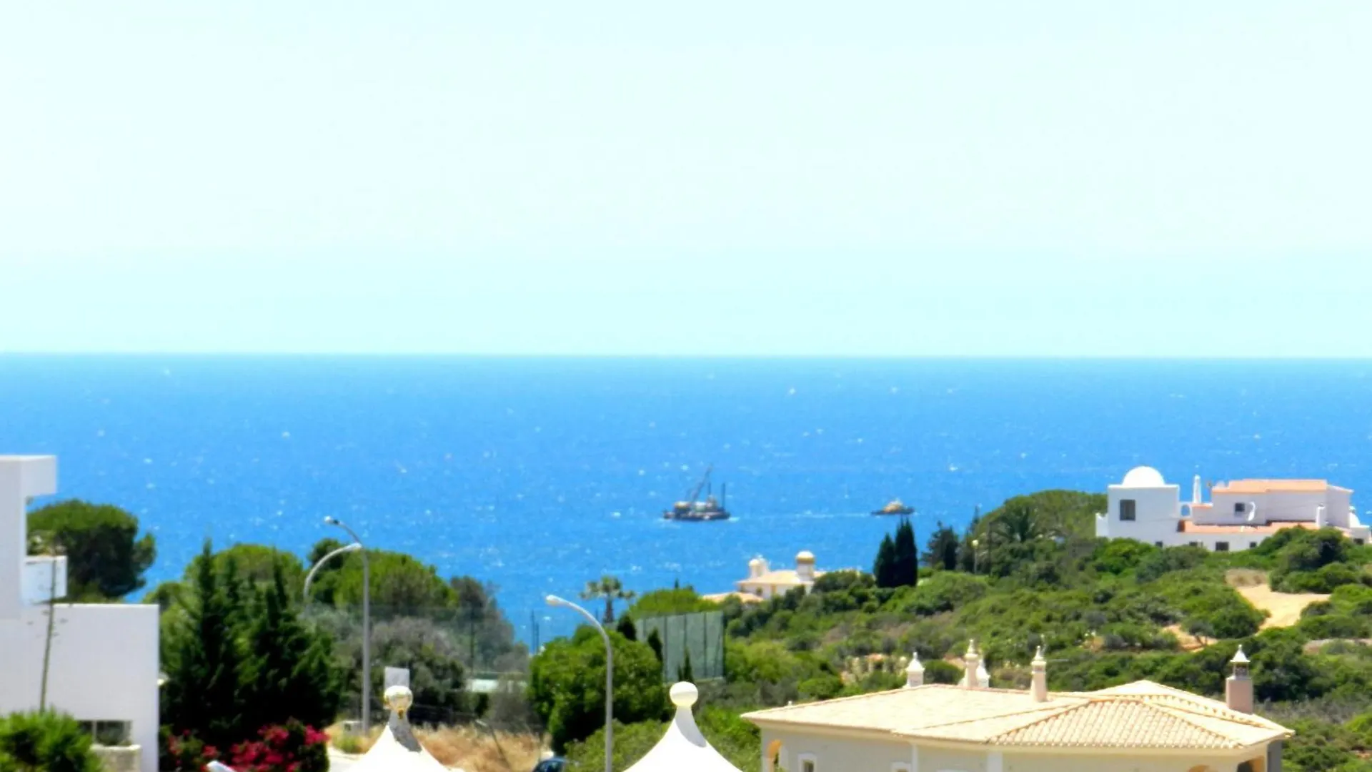 Algarve'S Holiday Home With Sea View Ferragudo